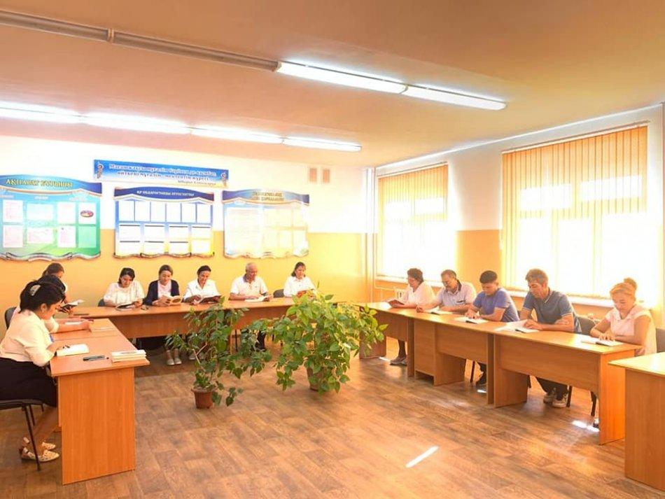 Адамгершілік құндылықтар жүйесін қалыптастырудың бір жолы Кітап оқу