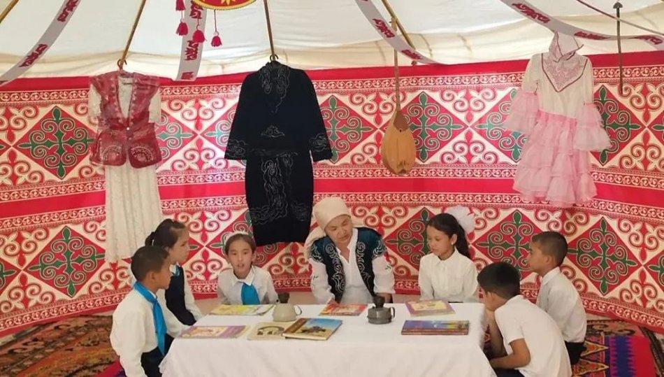 “РУХАНИ-ТАНЫМДЫҚ ТӘРБИЕ”