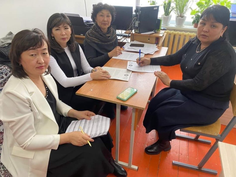 Педагогтерді курстан кейінгі қолдауға байланысты әдістемелік көмек көрсетілді