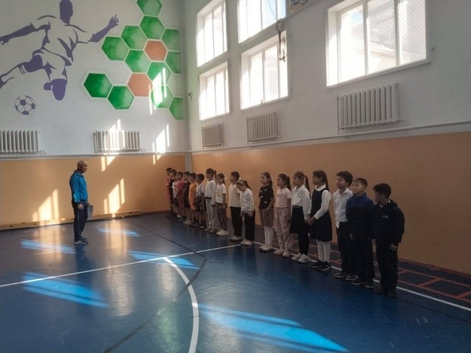 " Жеңілдетілген спорттық ойындар" тақырыбында ашық сабақ болып өтті.