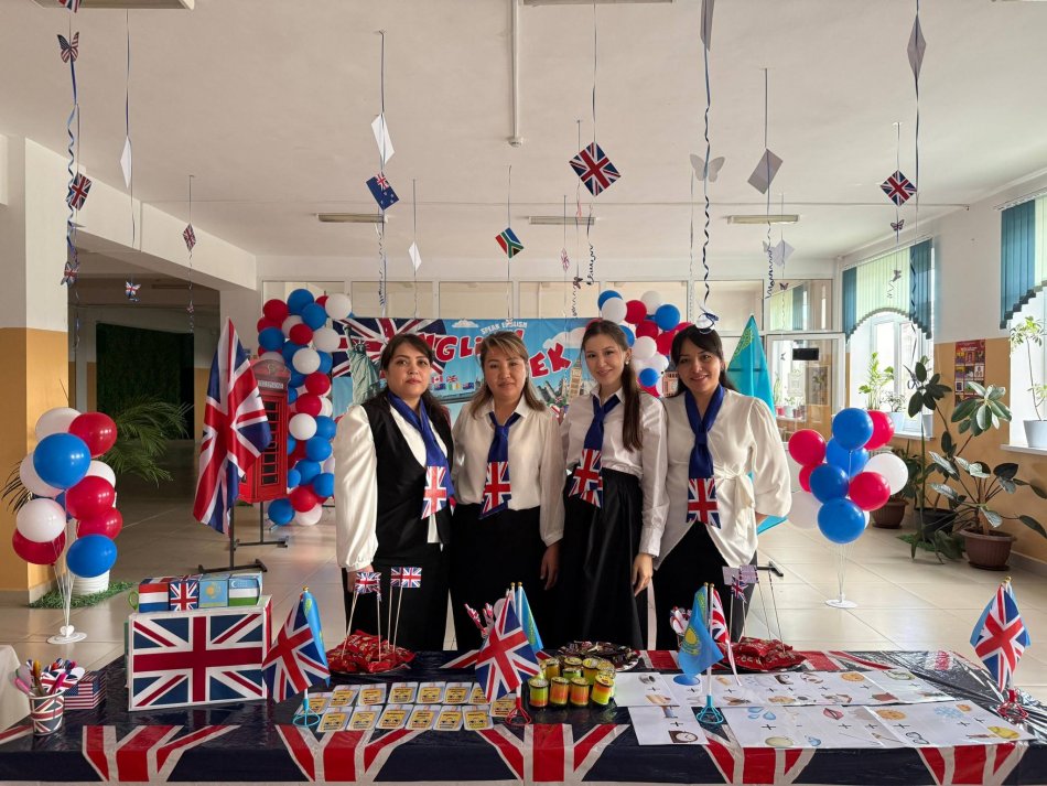 " English is a Global  Language of  Communication" тақырыбында ағылшын тілі апталығы болып өтті.